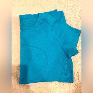 Lululemon switch tech T-shirt